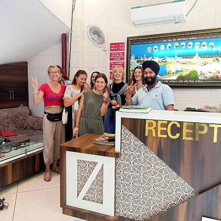 Jasneet Homestay Amritsar Exterior foto