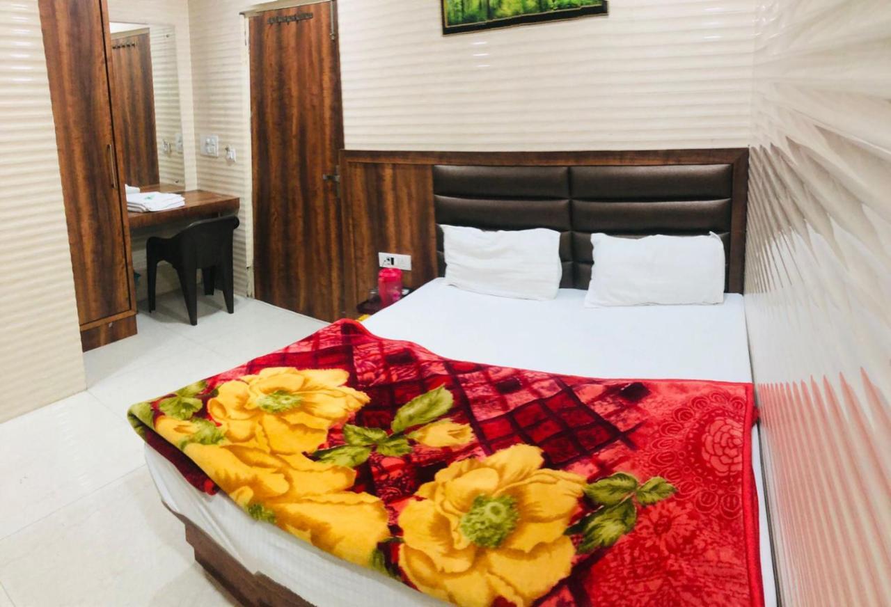 Jasneet Homestay Amritsar Zimmer foto